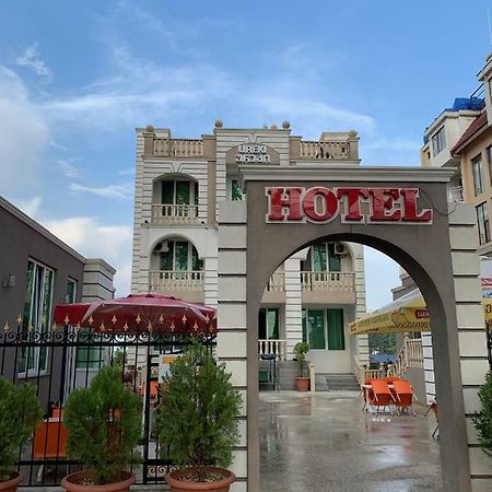 Hotel Ureki Buitenkant foto
